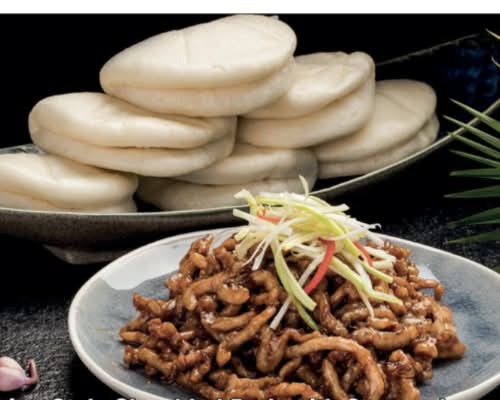 C1.Peking Style Shredded Pork with Buns京酱肉丝荷叶包